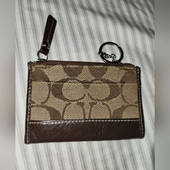 EUC 3 piece Coach set - Picture 2 of 12